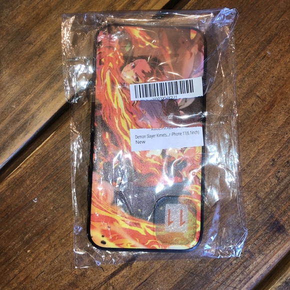 Demon Slayers IPhone 11 case - Picture 7 of 8